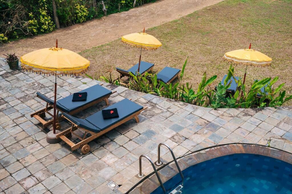 Santi Beach House With Pool & Beach Weligama Buitenkant foto