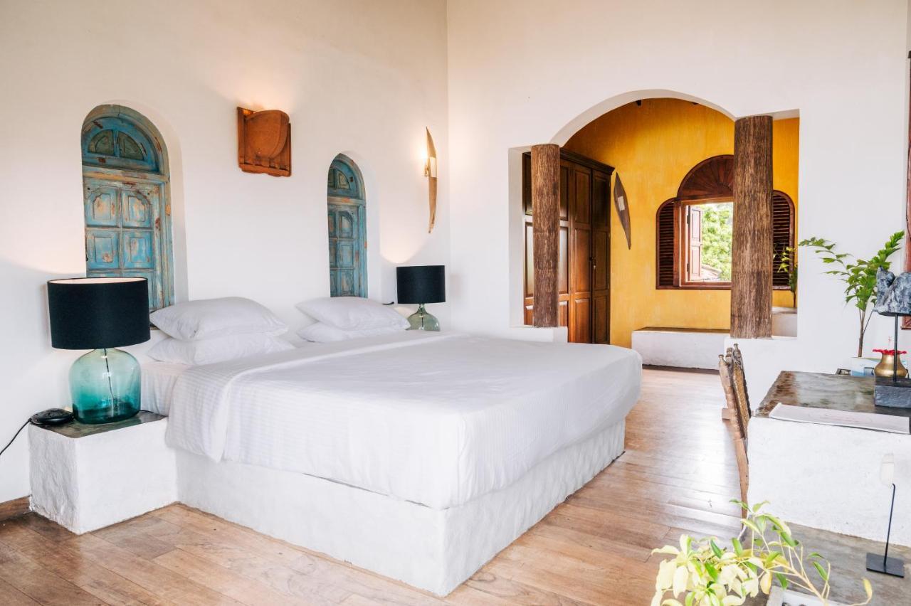 Santi Beach House With Pool & Beach Weligama Buitenkant foto