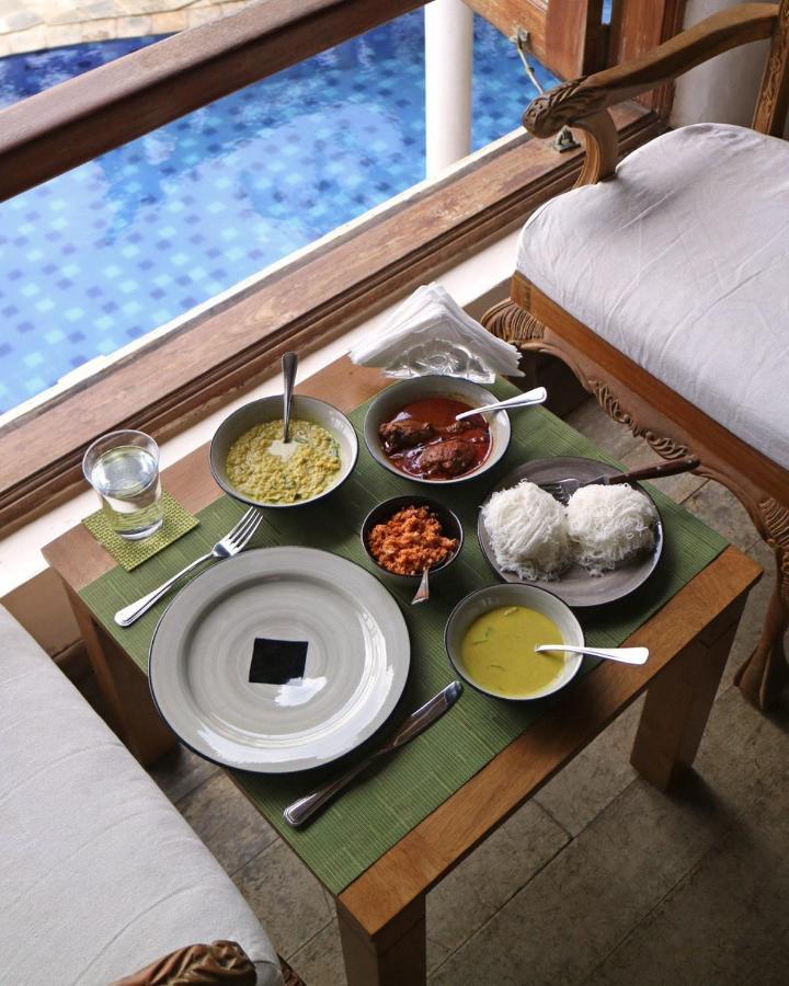 Santi Beach House With Pool & Beach Weligama Buitenkant foto